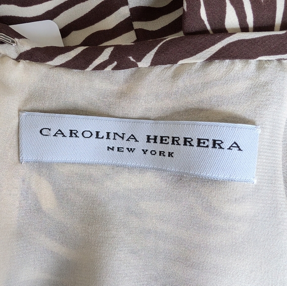 Carolina Herrera Zebra Print A-Line Silk Skirt - Picture 5 of 6
